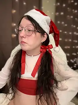 emigooflordXD online show from December 25, 2:13 pm