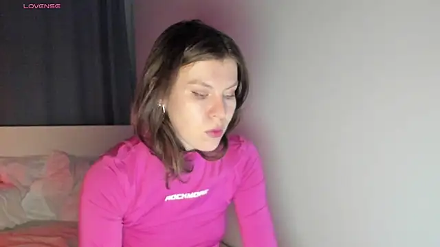 Snapshot of fifth_element chatting on February 4, 10:45 pm fifth element online show from February 4, 10:45 pm