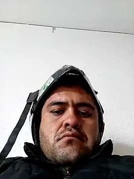 crowten online show from January 15, 3:27 pm