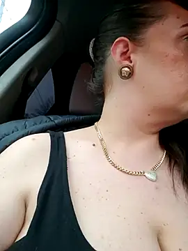 AvaLloyd online show from February 28, 3:26 pm