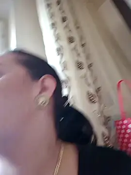 AvaLloyd online show from March 5, 12:22 pm