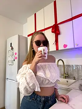 Little Forest ELF online show from December 23, 9:18 am