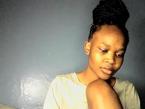 Snapshot of cyberbunnie chatting on December 29, 6:03 am cyberbunnie online show from December 29, 6:03 am