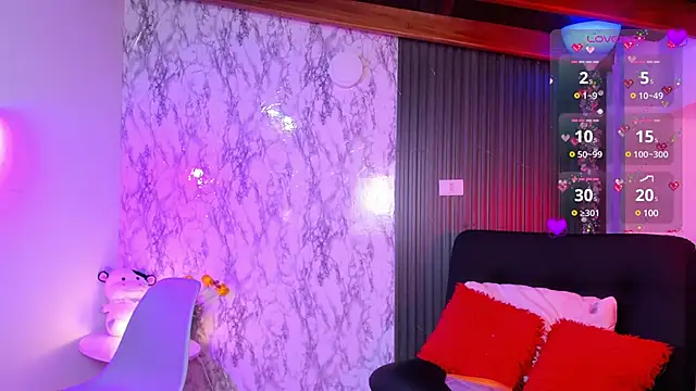 chloe blue online show from March 10, 11:42 am