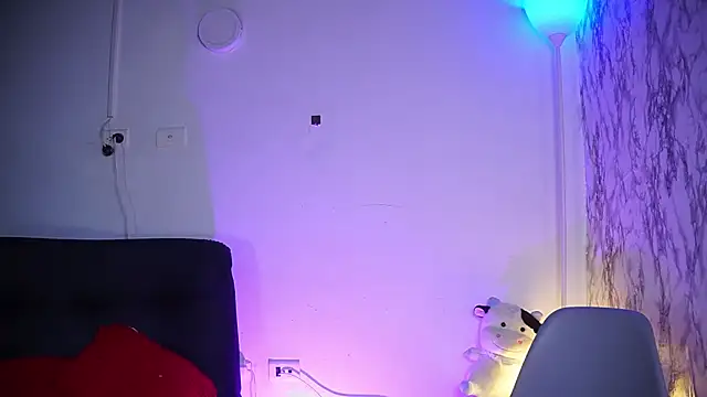 chloe blue online show from December 2, 11:26 am