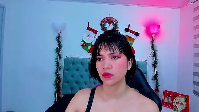 Snapshot of lina_bedoya_ chatting on December 21, 11:44 am lina bedoya online show from December 21, 11:44 am