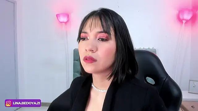 Snapshot of lina_bedoya_ chatting on February 4, 11:38 am lina bedoya online show from February 4, 11:38 am