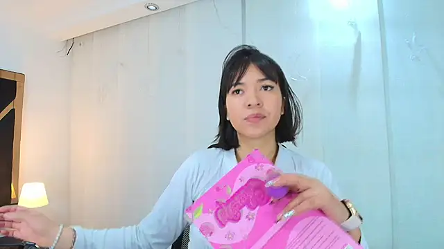 Snapshot of lina_bedoya_ chatting on September 26, 11:36 am lina bedoya online show from September 26, 11:36 am