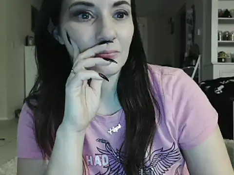 Snapshot of CrystalLakeXO chatting on January 1, 10:43 am CrystalLakeXO online show from January 1, 10:43 am