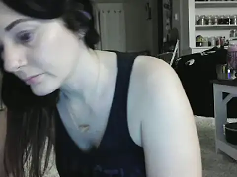 Snapshot of CrystalLakeXO chatting on January 11, 10:19 am CrystalLakeXO online show from January 11, 10:19 am