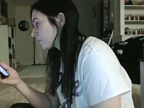 Snapshot of CrystalLakeXO chatting on January 12, 9:19 am CrystalLakeXO online show from January 12, 9:19 am