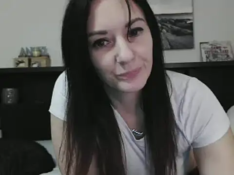 Snapshot of CrystalLakeXO chatting on January 20, 5:48 am CrystalLakeXO online show from January 20, 5:48 am
