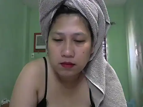 sweetsexysmile online show from April 7, 1:50 am