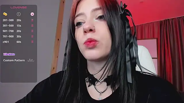 Snapshot of arielabradberry chatting on December 11, 5:15 pm arielabradberry online show from December 11, 5:15 pm
