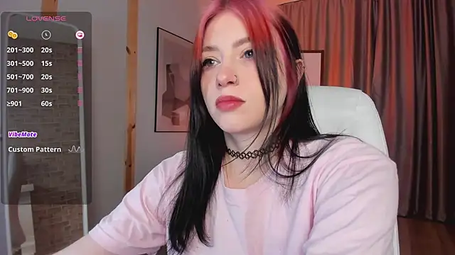 Snapshot of arielabradberry chatting on January 20, 3:50 pm arielabradberry online show from January 20, 3:50 pm