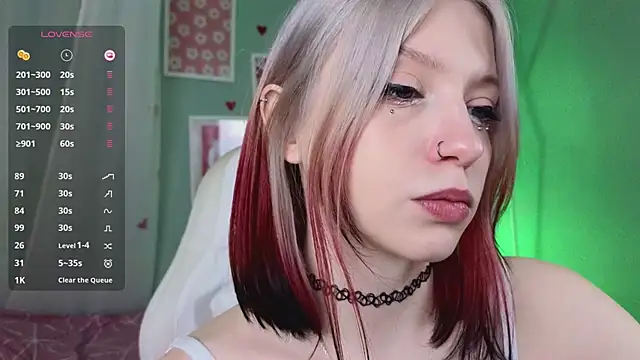 arielabradberry online show from February 22, 11:42 am