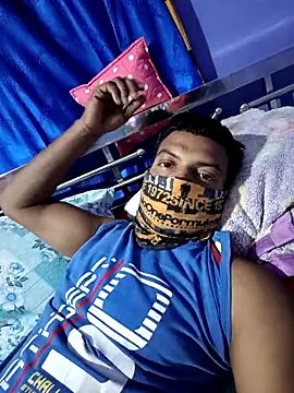 Snapshot of model_yesx chatting on February 28, 5:25 pm model yesx online show from February 28, 5:25 pm