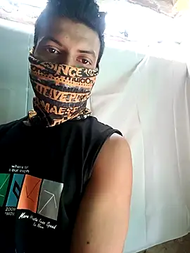 Snapshot of model_yesx chatting on March 23, 2:48 am model yesx online show from March 23, 2:48 am