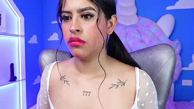 miss romyna online show from January 31, 11:03 am