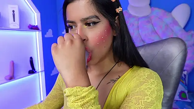 miss romyna online show from February 24, 11:10 am