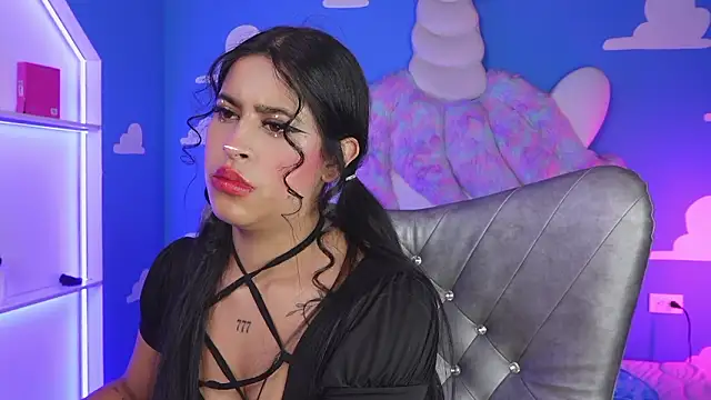 miss romyna online show from February 11, 11:04 am