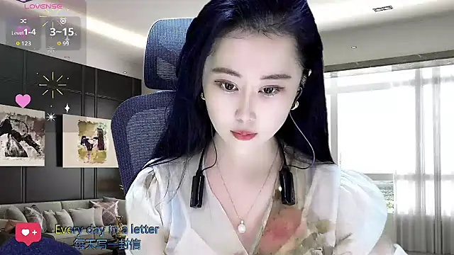 W-E-N-123 online show from October 23, 12:32 am