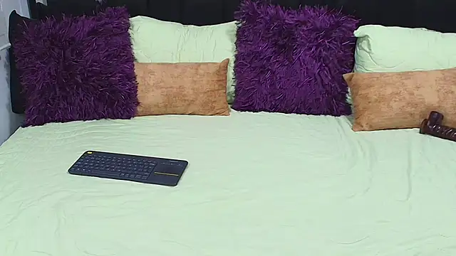 Snapshot of Tokio_Sweetdoll chatting on February 3, 6:40 am Tokio Sweetdoll online show from February 3, 6:40 am