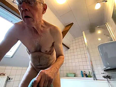 martxxxxx online show from December 3, 9:44 am