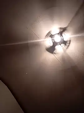 Snapshot of Xoc8_ chatting on December 17, 2:11 pm Xoc8  online show from December 17, 2:11 pm