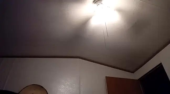 Snapshot of Xoc8_ chatting on February 25, 1:41 am Xoc8  online show from February 25, 1:41 am