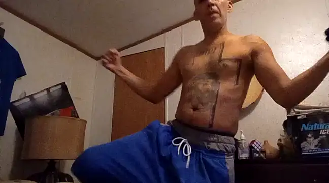 Snapshot of Xoc8_ chatting on February 27, 2:32 am Xoc8  online show from February 27, 2:32 am