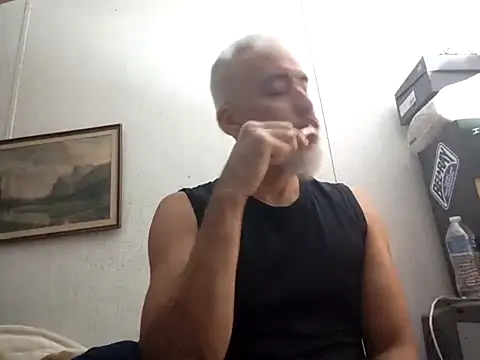 Snapshot of Xoc8_ chatting on October 6, 4:32 am Xoc8  online show from October 6, 4:32 am