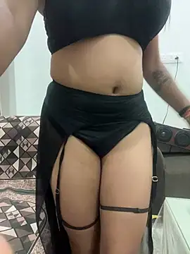 lallela online show from June 29, 7:03 pm