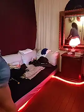 SelenaHouston online show from February 19, 5:36 am