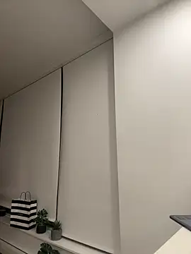 jAsMinE678 online show from February 16, 3:47 am