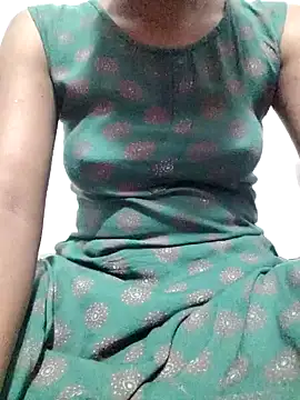 Snapshot of rituporna2004 chatting on January 14, 1:04 am rituporna2004 online show from January 14, 1:04 am