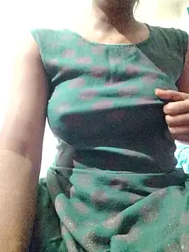 Snapshot of rituporna2004 chatting on January 17, 3:00 am rituporna2004 online show from January 17, 3:00 am