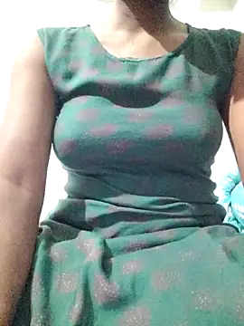 Snapshot of rituporna2004 chatting on February 12, 2:50 am rituporna2004 online show from February 12, 2:50 am