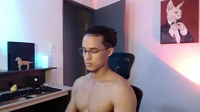 alejo x3 online show from December 28, 2:22 am