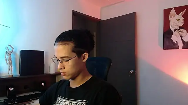 alejo x3 online show from March 1, 3:43 am