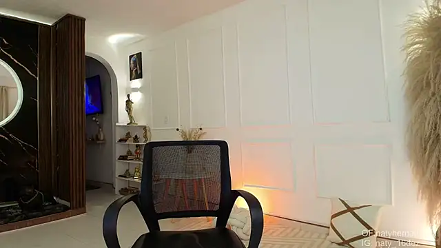 a lejandro 0 8 online show from May 21, 6:42 am