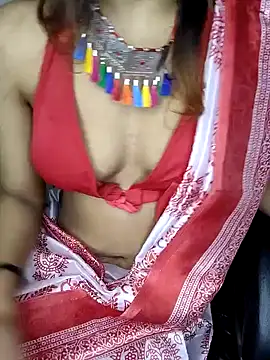 Snapshot of Leeeezzzz_roy chatting on November 23, 7:57 pm Leeeezzzz roy online show from November 23, 7:57 pm