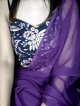 Snapshot of Leeeezzzz_roy chatting on February 2, 6:50 pm Leeeezzzz roy online show from February 2, 6:50 pm