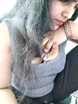 Snapshot of IslamicPimento chatting on February 2, 9:51 am IslamicPimento online show from February 2, 9:51 am