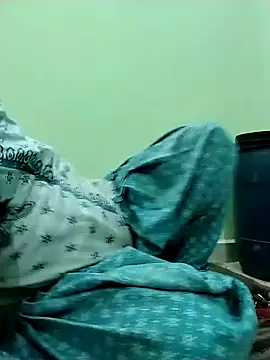 Snapshot of IslamicPimento chatting on February 4, 10:21 am IslamicPimento online show from February 4, 10:21 am