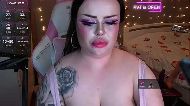 og maddison online show from December 22, 12:07 am