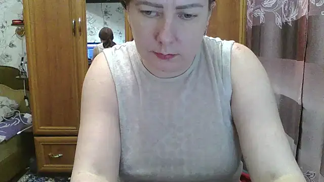 SophieNightAh online show from February 2, 3:17 pm