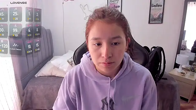 Amy joones online show from March 4, 1:28 pm