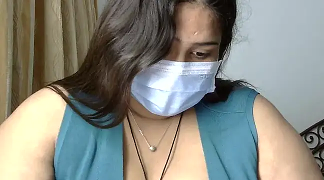 cutelady65 online show from January 5, 3:13 pm