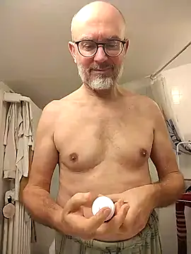 MadProfessor online show from January 9, 9:37 am